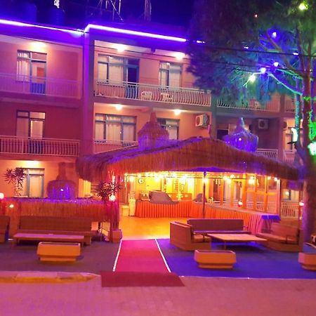 Grand Yayla Hotel เซสเม ภายนอก รูปภาพ