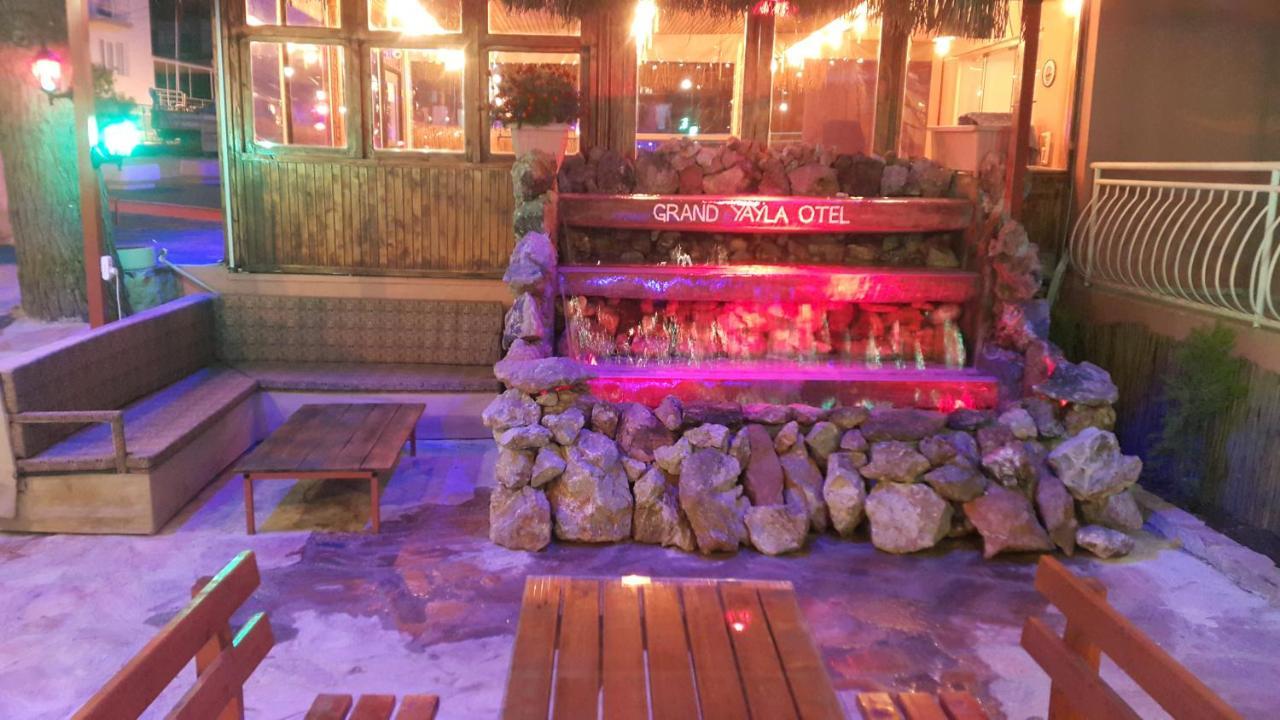Grand Yayla Hotel เซสเม ภายนอก รูปภาพ